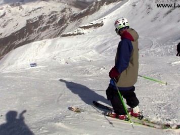 Luis Goñi llegando al snowpark Cerler
